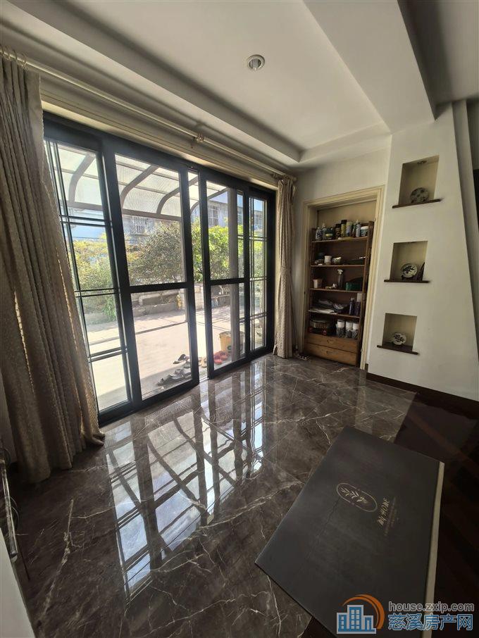 晶都苑145平158万