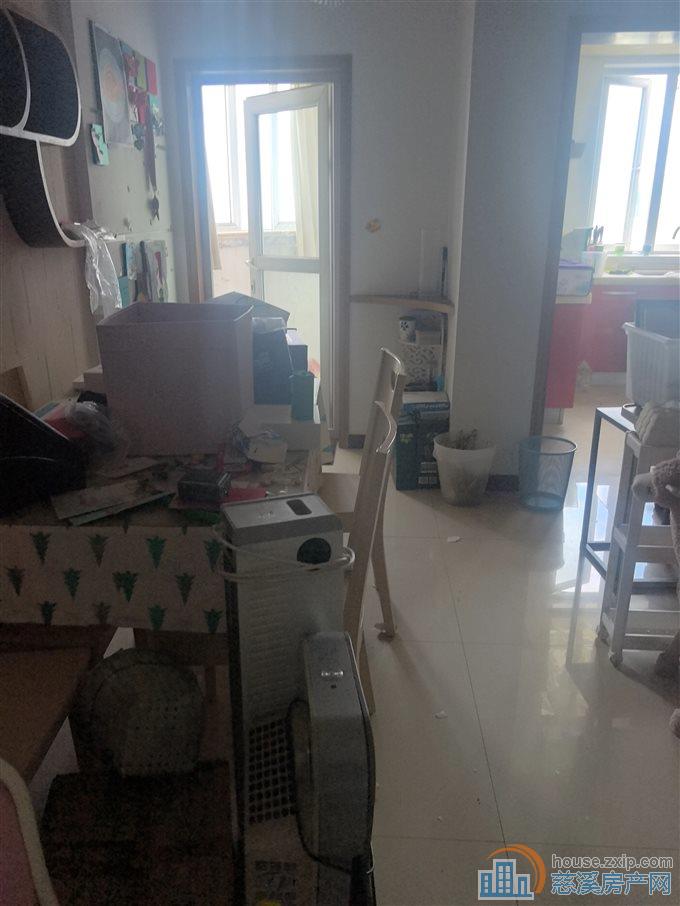 东方明珠 户型方正 单价9000多