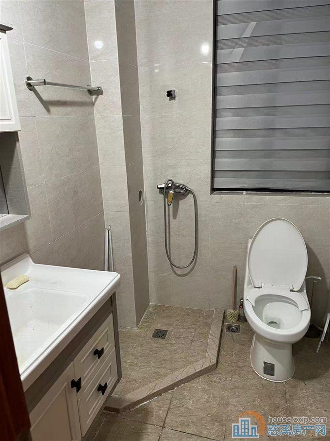 明月佳苑多套90平精装黄金楼层105万