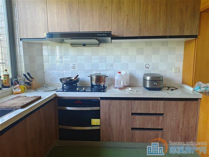 孙塘新村 精装三开间  单价不到1万