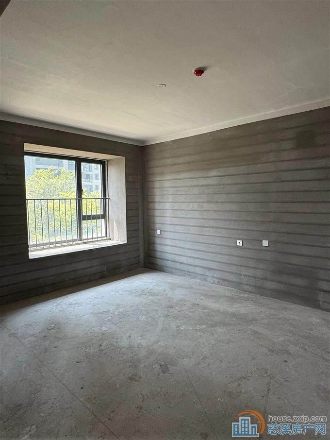 碧桂园泊蔚里  四开间朝南 带车位 