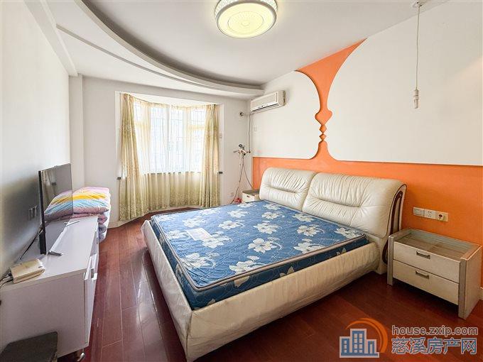 东兴苑南区123平102万精装三房