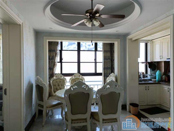 恒泰嘉景园156平225万市中心地段