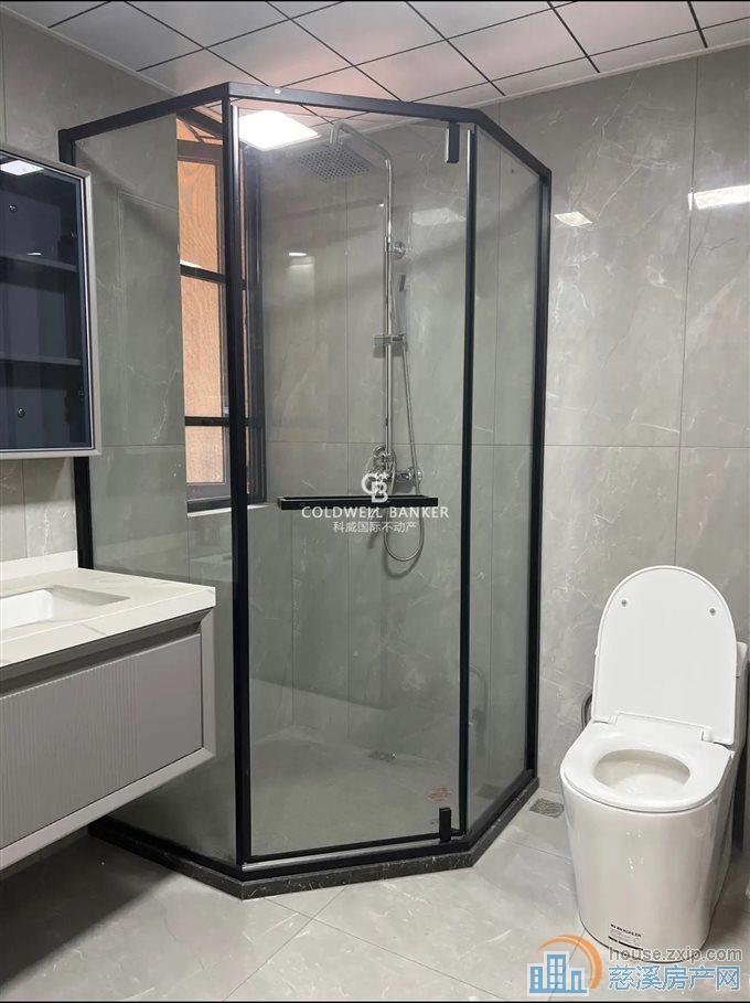 御翠苑精装自住 纯洋房 带车位