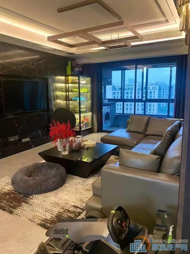 金地印象剑桥100平楼层佳精装218万