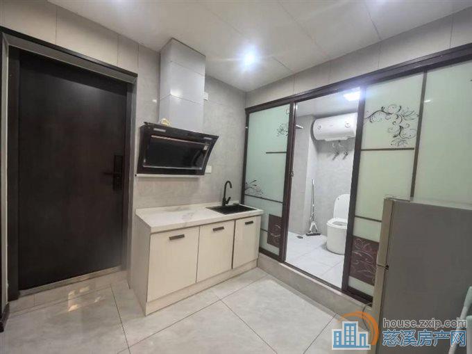 银泰上林坊步行街附近【中安阁】一室一厅自家房子，没有中介费