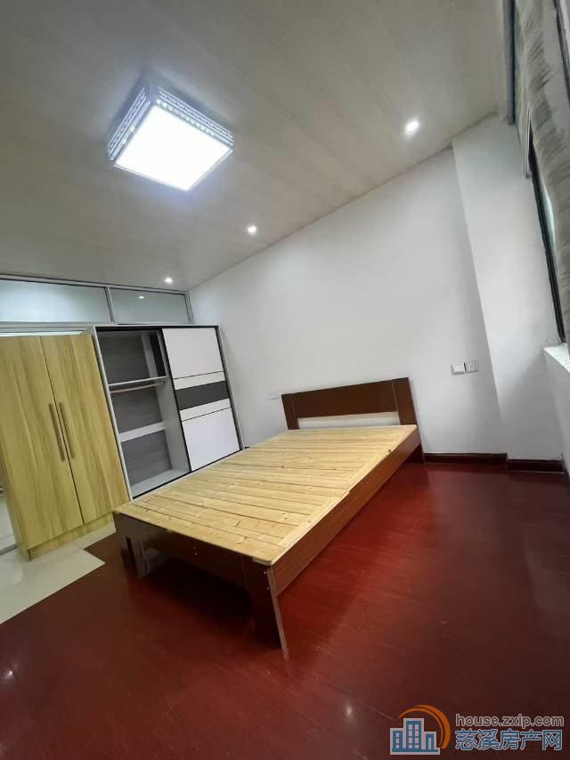 双和家园一期45平方60万一室简装