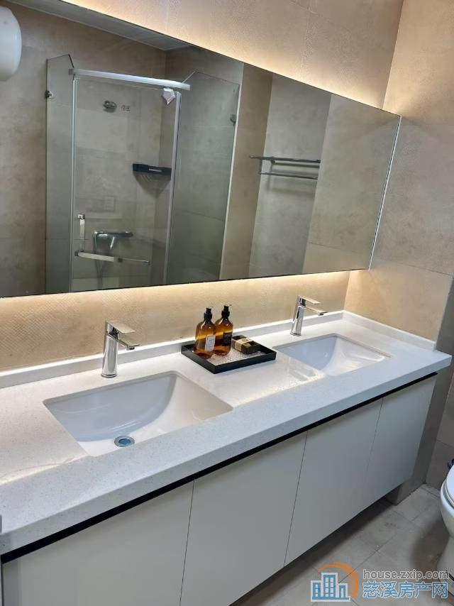 富丽湾景苑楼层佳豪装46平39.8万