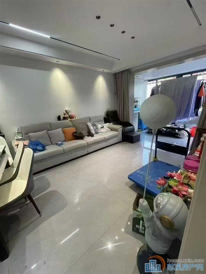 特价蔚蓝云图精装修