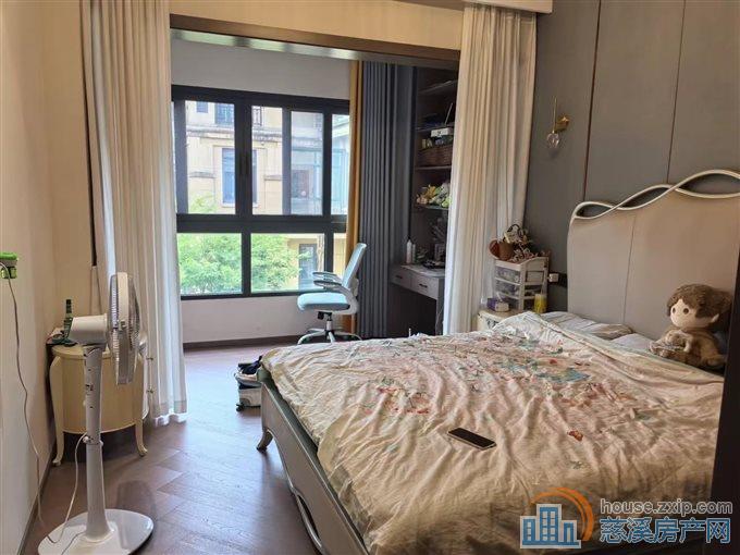 中梁泊景庭叠墅