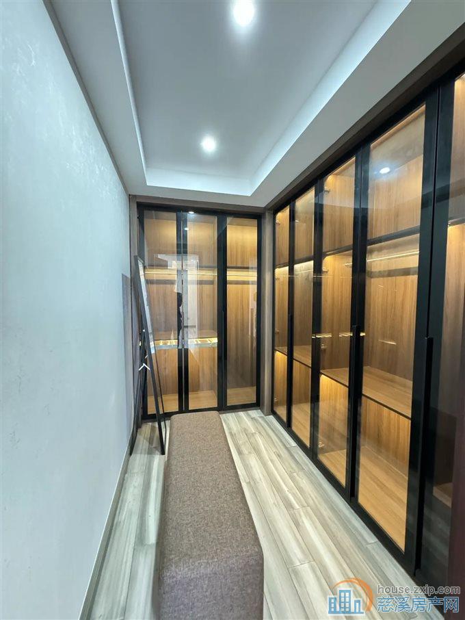 捡漏 复地御溪雅苑精装修，家具家电全送