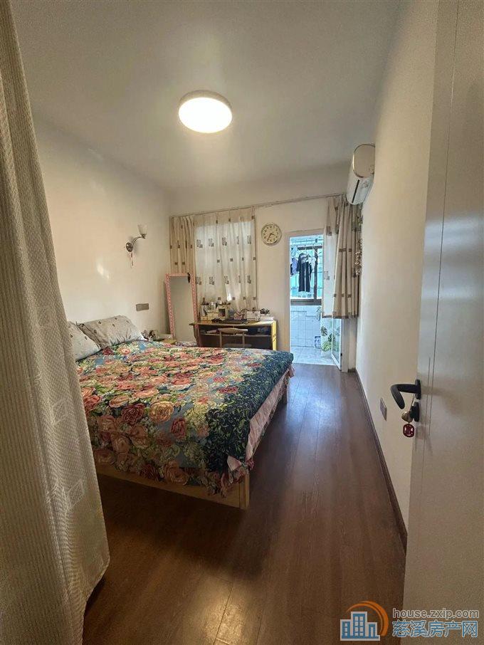 城东新村  精装修 上林XQ房