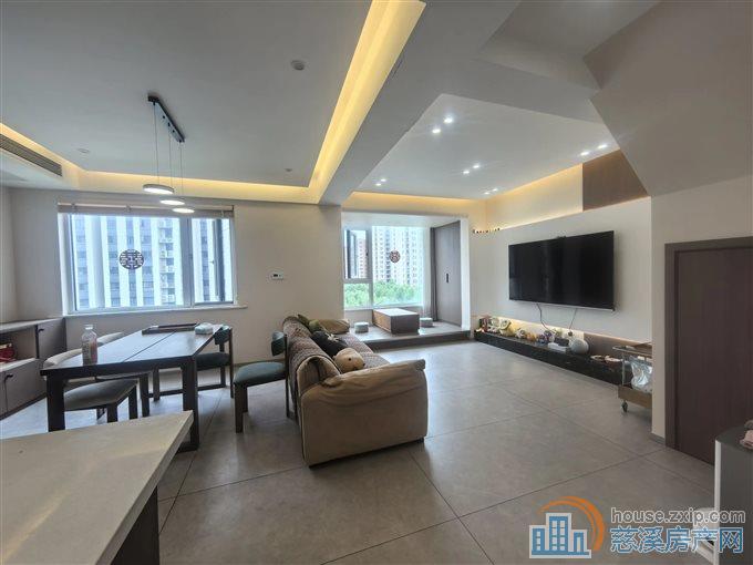 檀悦府叠墅 精装修 上叠拓展多 带车位