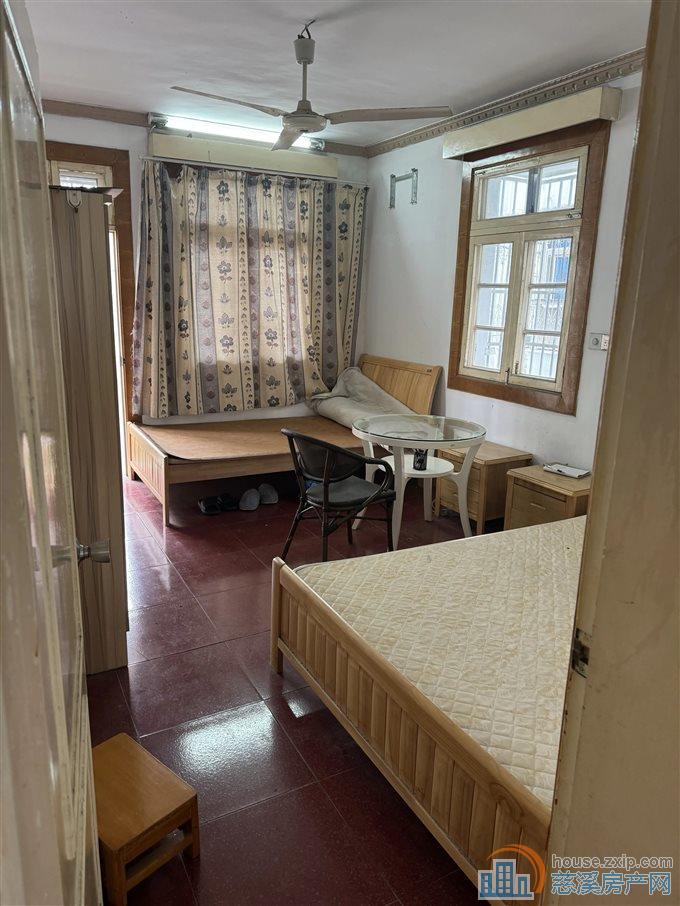 城东新村 精装70平120万 上林无在读