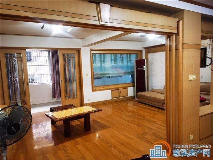 虞波北园2楼110平十车库朝南三间直接钥