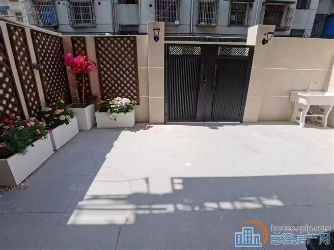 洋房精装修未入住 带院子 金山新村