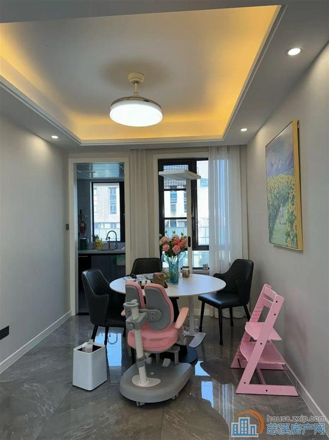 中海湖心半岛127平方精装修直接房源