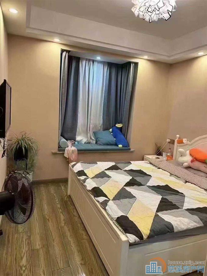 人和家园 黄金楼层带杂物间