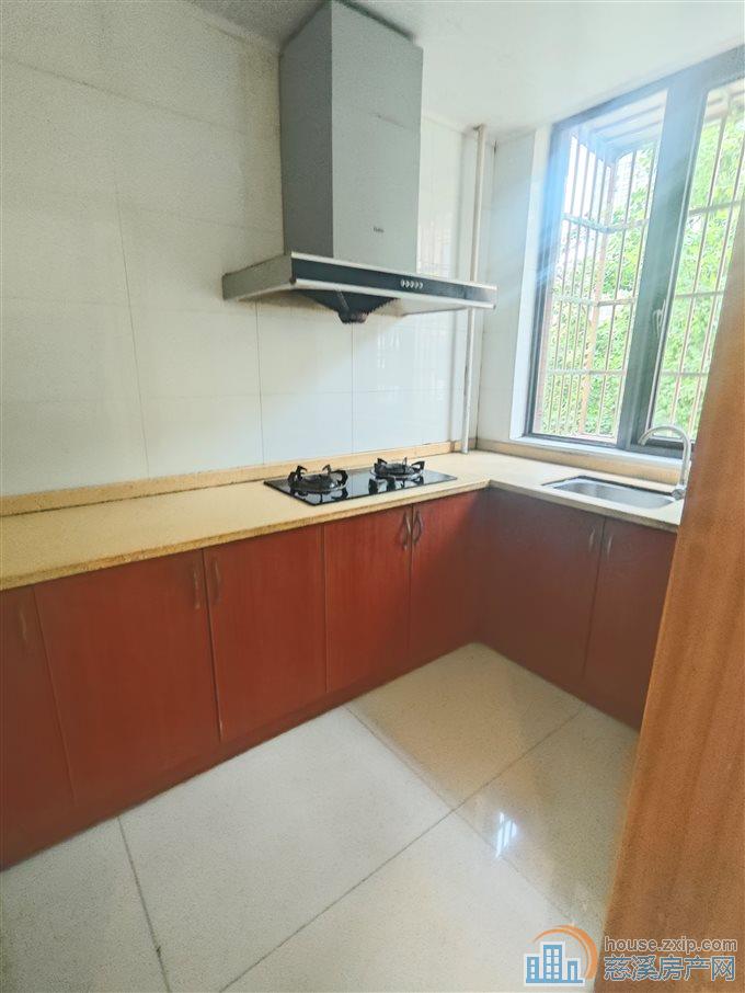 嘉景园三室两厅两卫精装修直接房源钥匙在