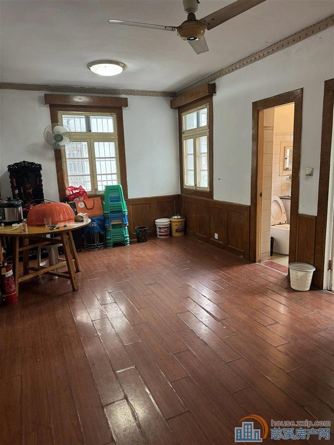 城东新村 精装70平120万 上林无在读