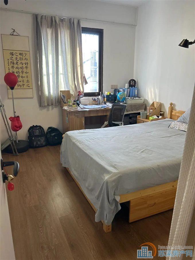 城东新村  精装修 上林XQ房