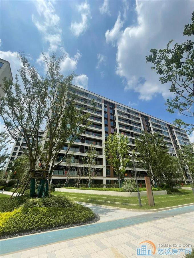 特价蔚蓝云图洋房急卖3室钥匙在位置好