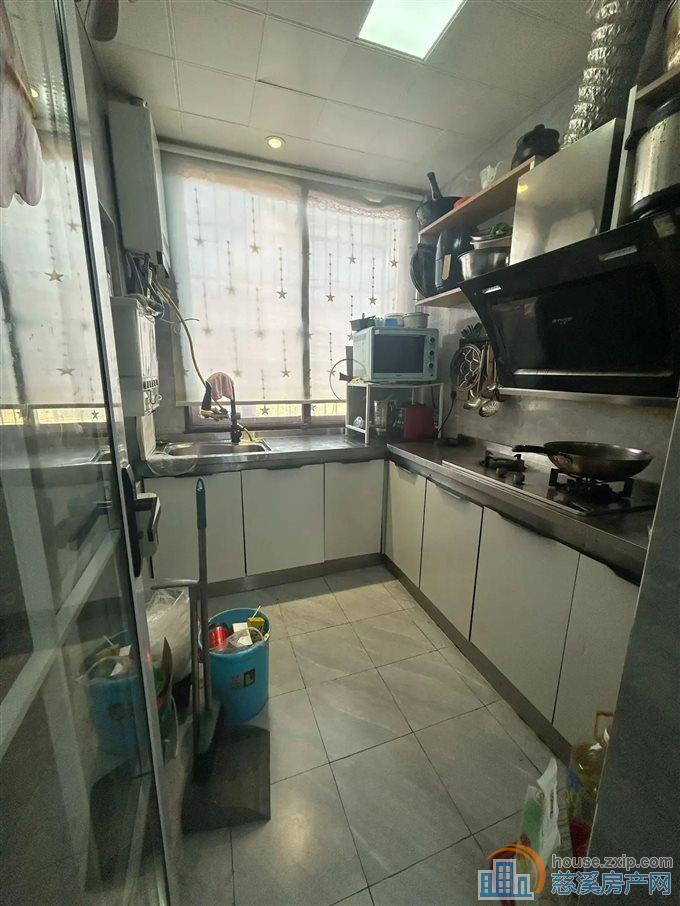 城东新村  精装修 上林XQ房