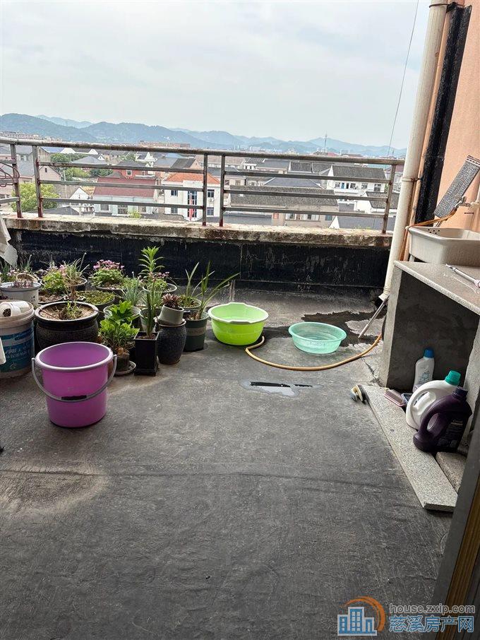 轻纺城二期   精装带车库 南北露台