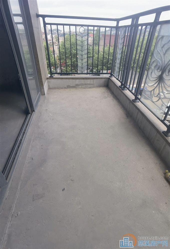 余姚恒大河悦府 低总价4房127平72万