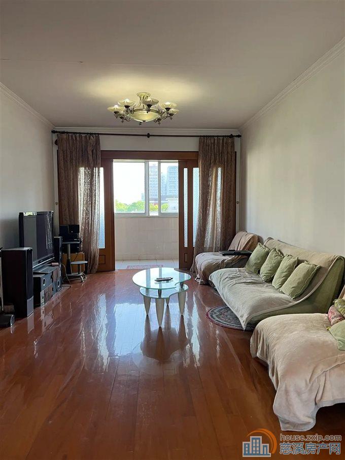 虞波花园141平155万黄金楼层