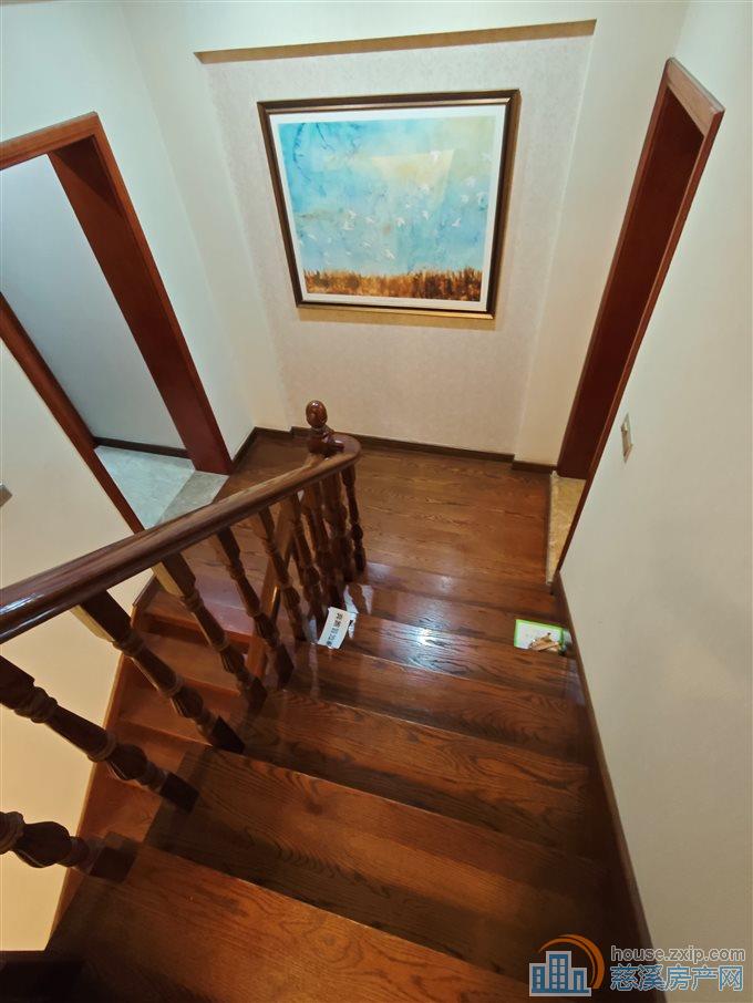  别墅出售剑南家园280平方欧式精装独家