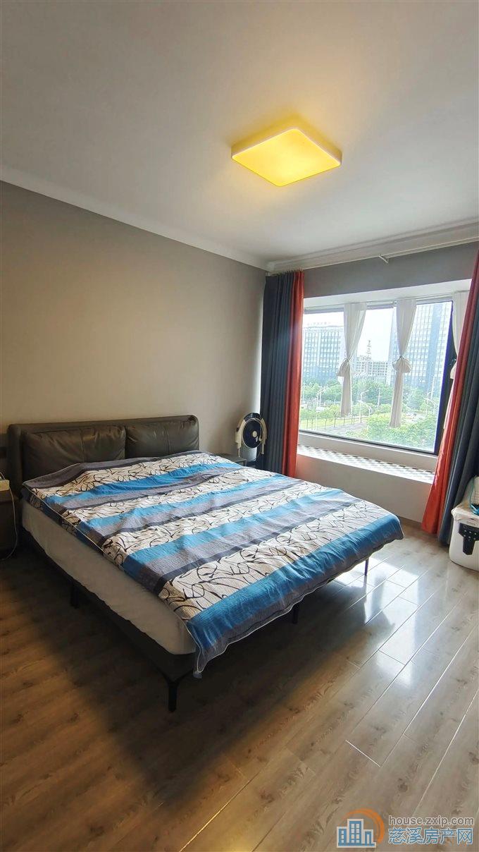 锦尚府 精装洋房128平方248万带车位