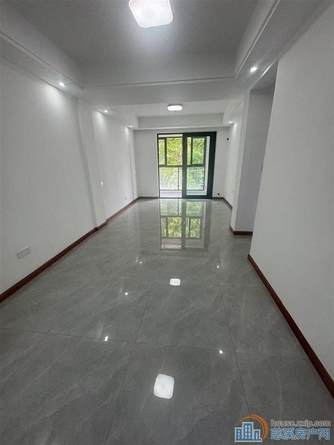 新潮塘北苑83平全景落地窗精装可读书