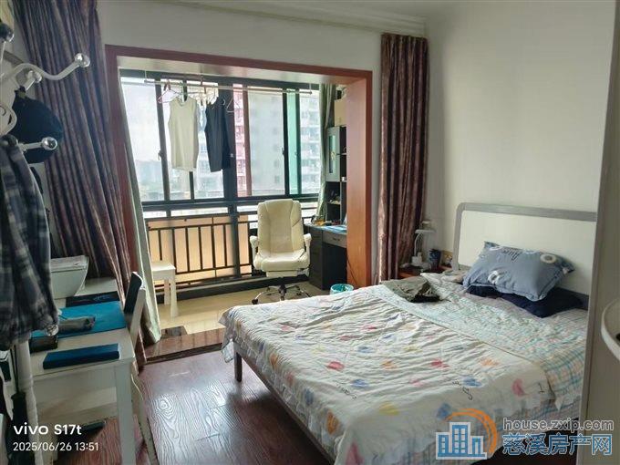 人和家园77平中间幢好楼层精装可读书