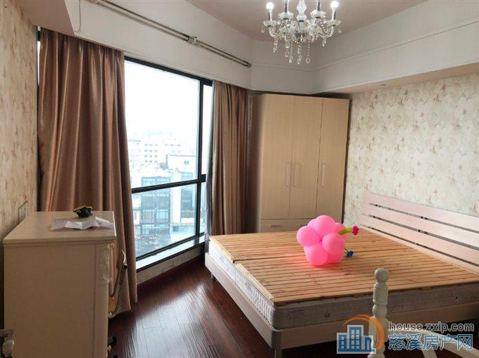 波斯曼精装修一室一厅套房直接房源钥匙在