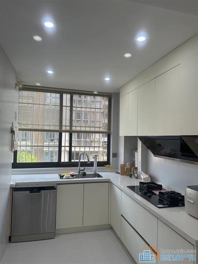 实验三小书包房 全新精装 天和家园110