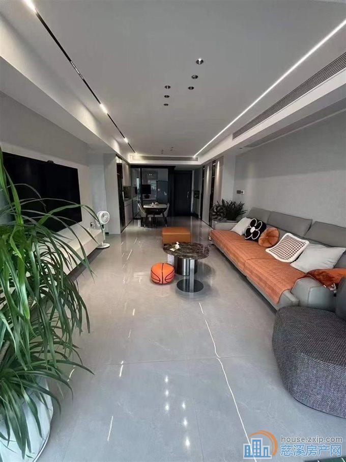 湖樾云著129平精装新239.8万