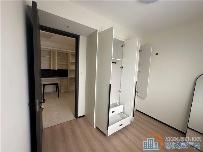 急卖人和家园全新精装138万直接钥匙在