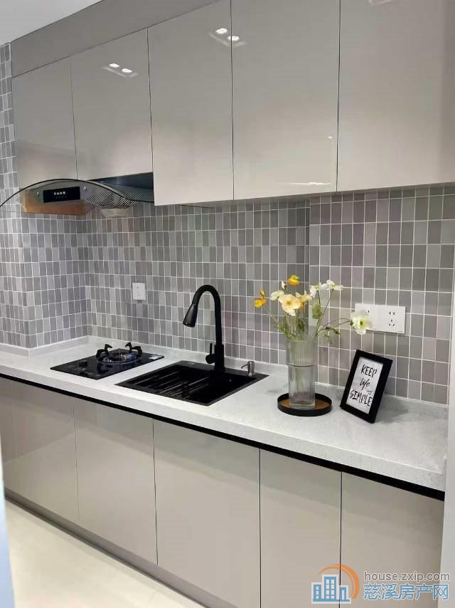 富丽湾景苑电梯房楼层佳46平38.8万