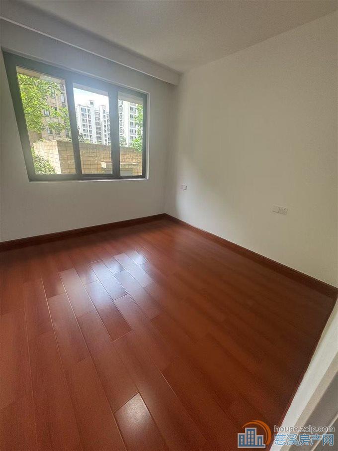 新潮塘北苑83平全景落地窗精装可读书