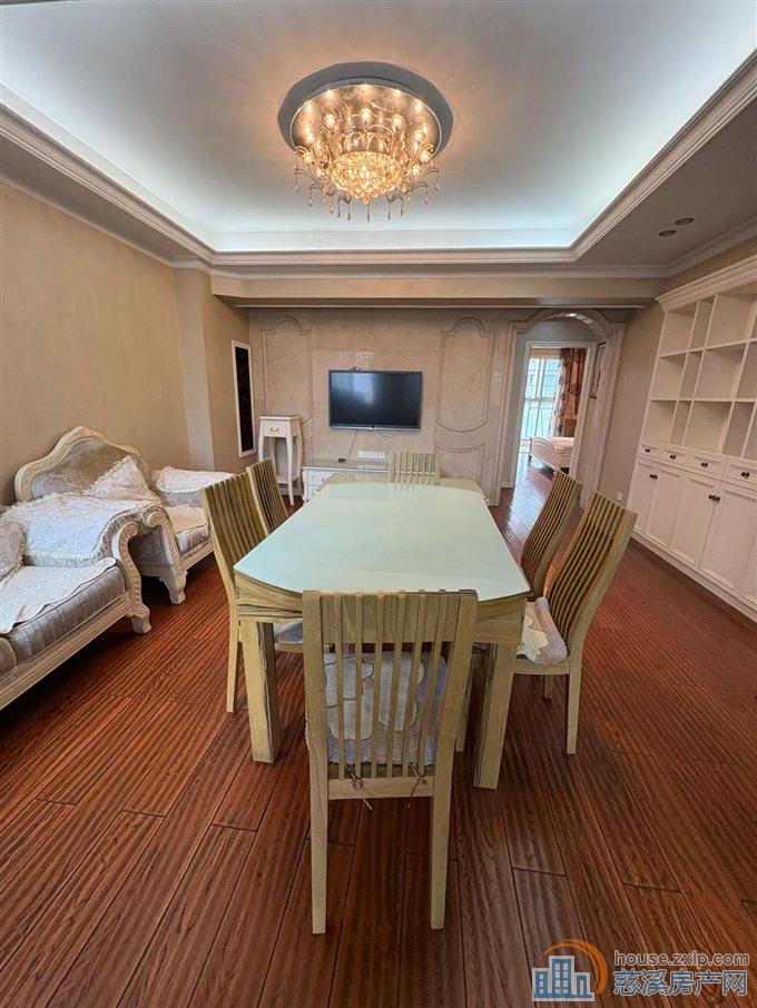 鸿都大厦 97平精装拎包入住122万