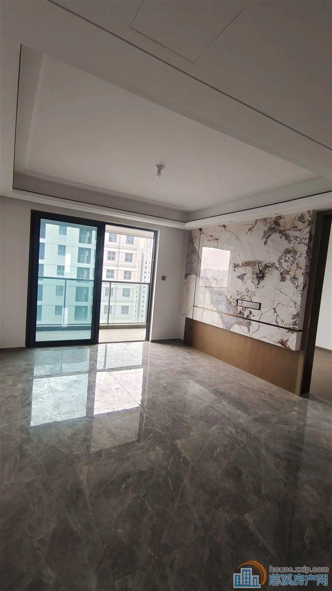 美的君耀府 次新小区 全新毛坯 包税