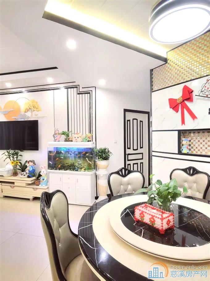 缔景湾136平精装带大露台198万