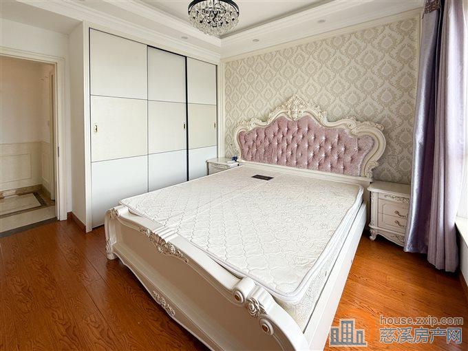 急卖 金仕华庭  东边套 得房率高  