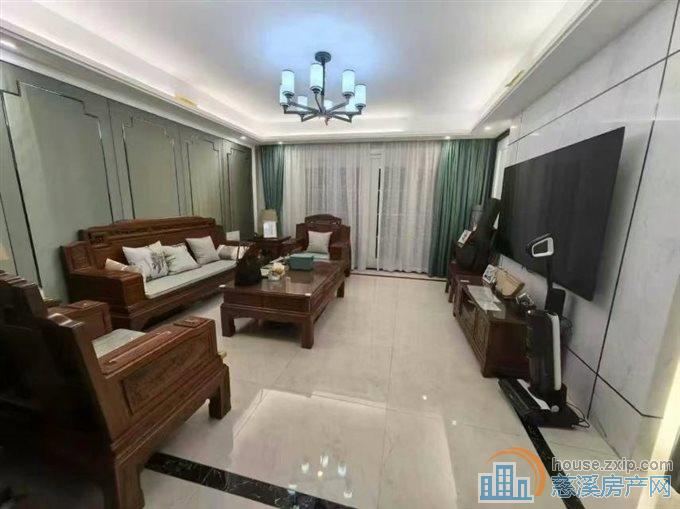 金仕华庭142平豪华装修268万送车位