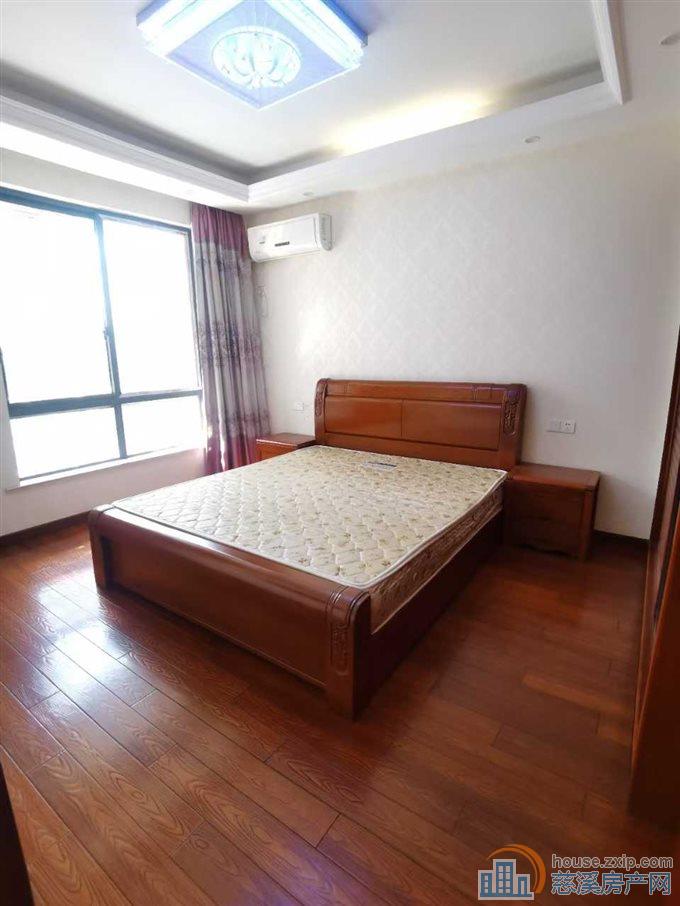 枫华富地电梯洋房2室带车位直接钥匙在