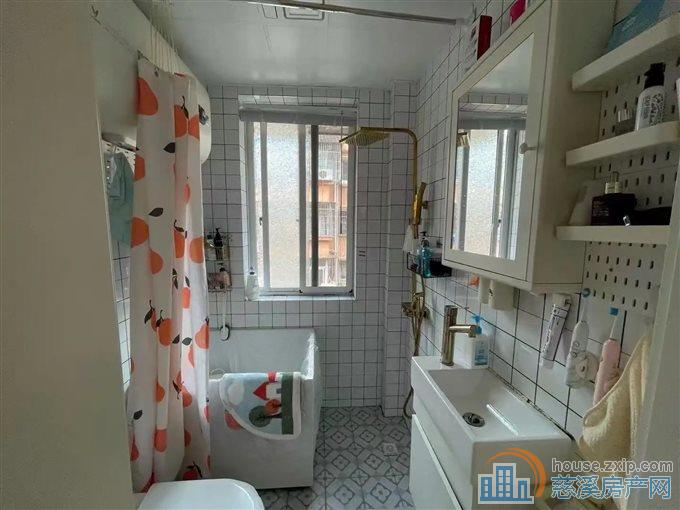 楼家新村 精装二室 65平方69.8万