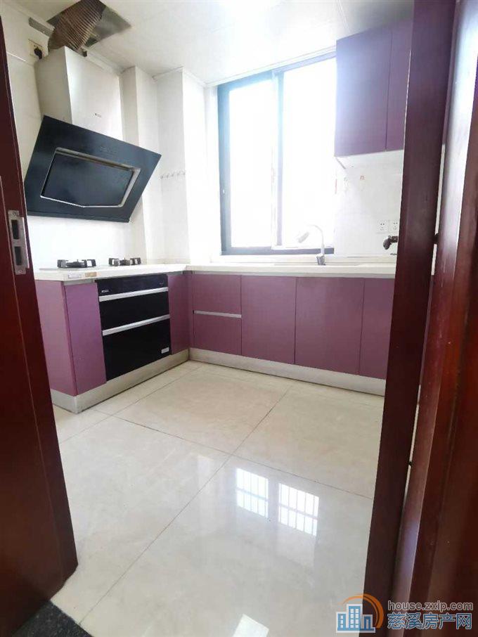 枫华富地电梯洋房2室带车位直接钥匙在