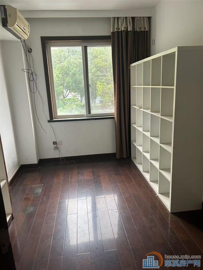 大通花园精装修165平169万朝南车库