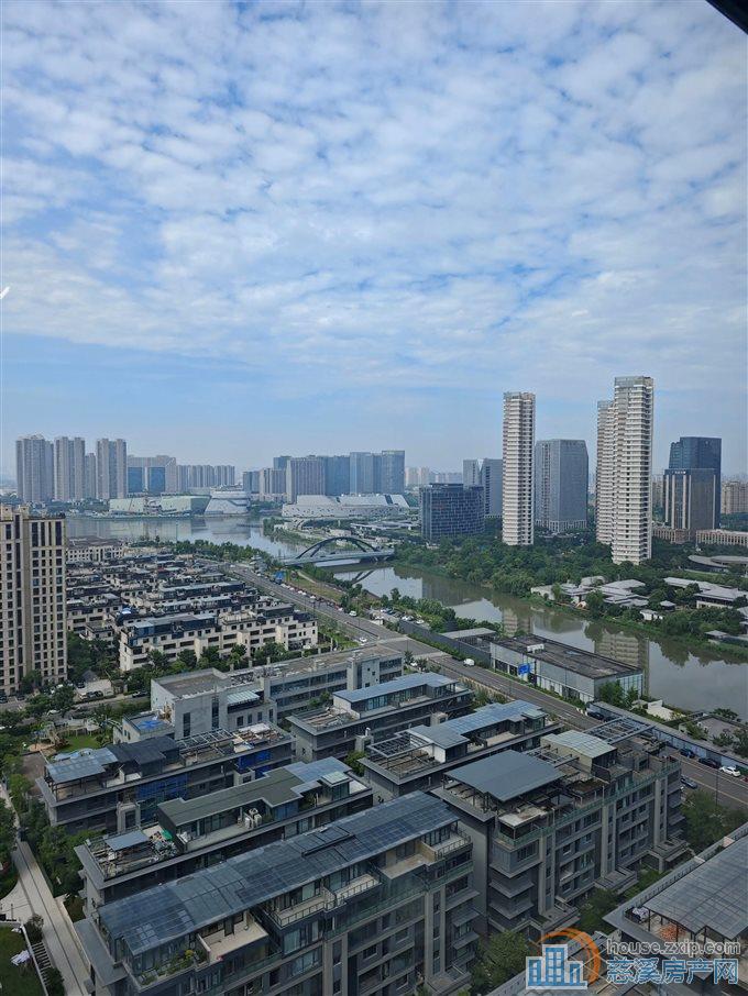 湖樾云著花苑129平239.8万精装修